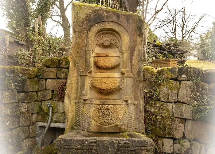 & Am Steinbrunnen Brauneberg