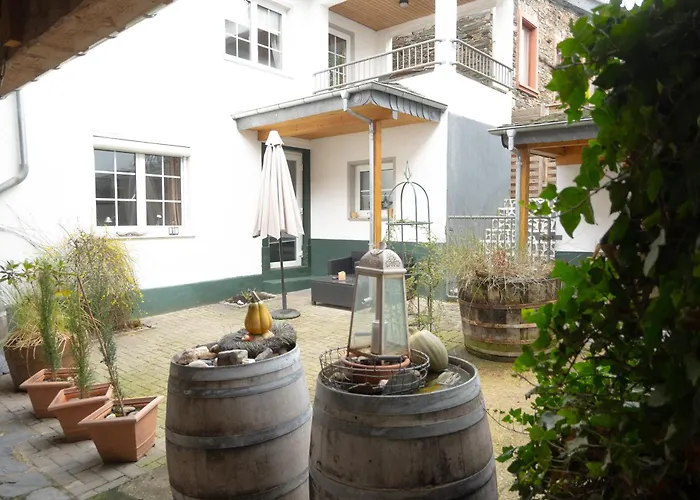 & Am Steinbrunnen Appartement Brauneberg